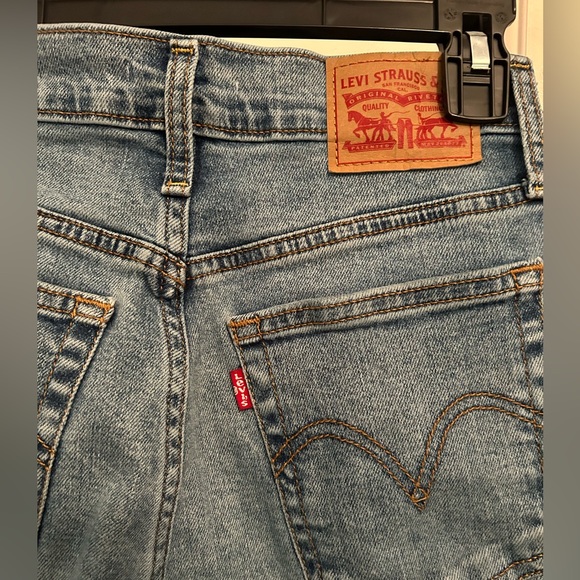 LEVI STRAUSS WEDGIE STRAIGHT WOMENS JEANS - Picture 4 of 7